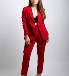 Carmina, 41 years old, Woman