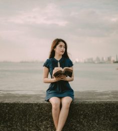 Laila, 32 years old, Woman