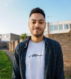 Russell, 38 years old, Man